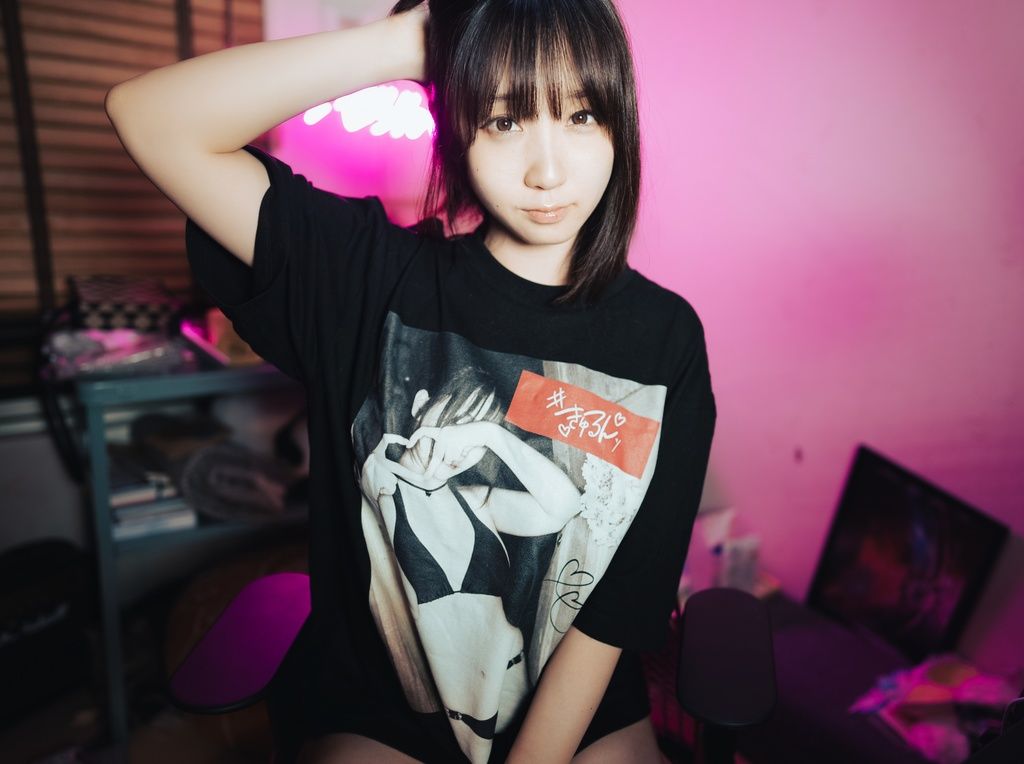 買動漫| ·Mine公仔·日版C102 伊織もえ伊織萌T恤きゅるん102Tシャツ壓