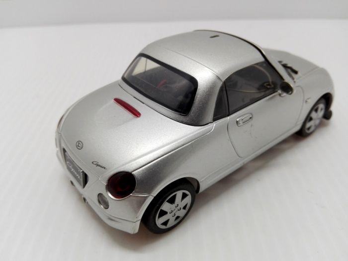 買動漫| G3 二手遙控模型車無遙控現況京商KYOSHO 大發DAIHATSU COPEN 1