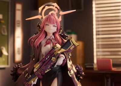 MF陸八魔亞瑠